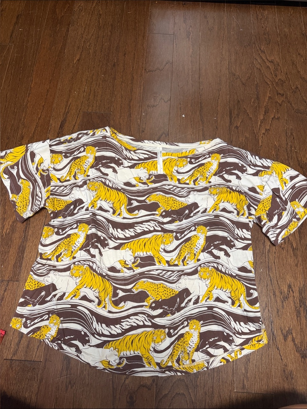 Anthropologie Camiseta Dreamer Tiger print tee- Womens S